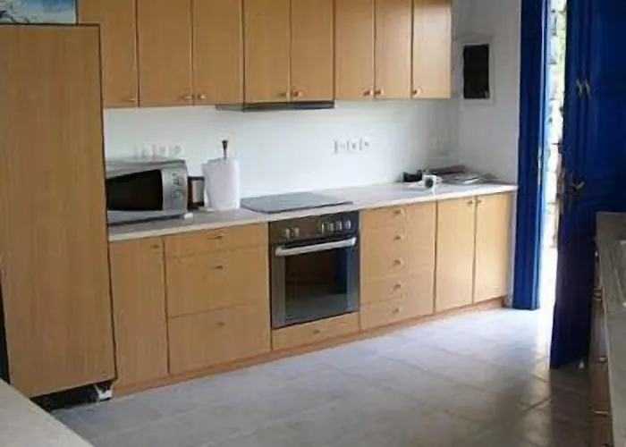 Aparthotel Eden Park 3*