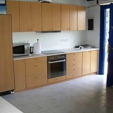 Aparthotel Eden Park 3*