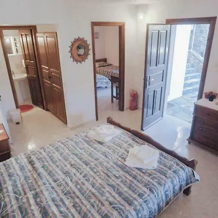 Eden Park Aparthotel 3*