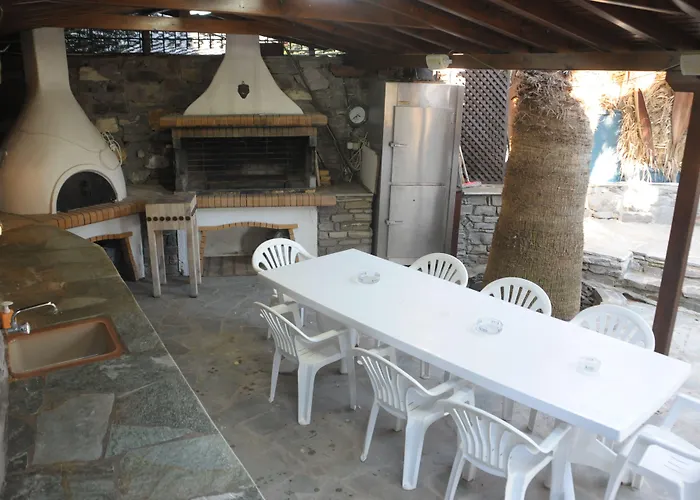 Eden Park Lejlighedshotel Páros