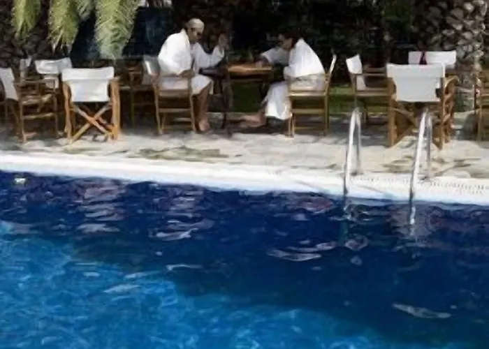 Lejlighedshotel Eden Park 3*