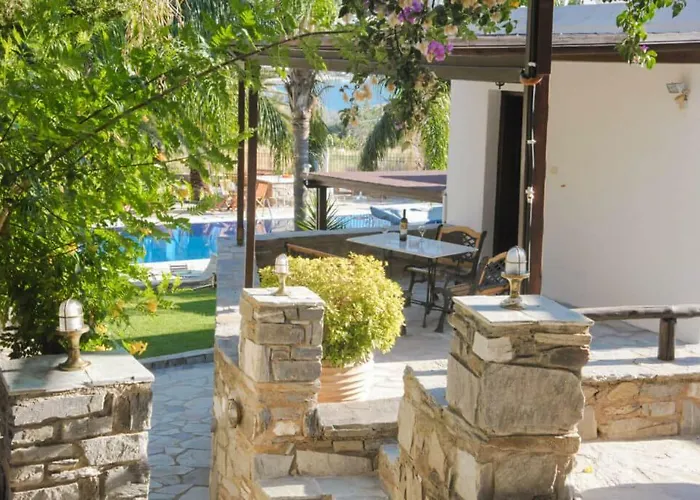 Lejlighedshotel Eden Park Páros